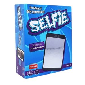 ❤️2/$18 Selfie - The Game of Silly Expressions Funny Friends & Family Games
